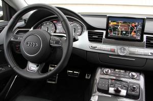 Audi S8 2012 года  (WW)